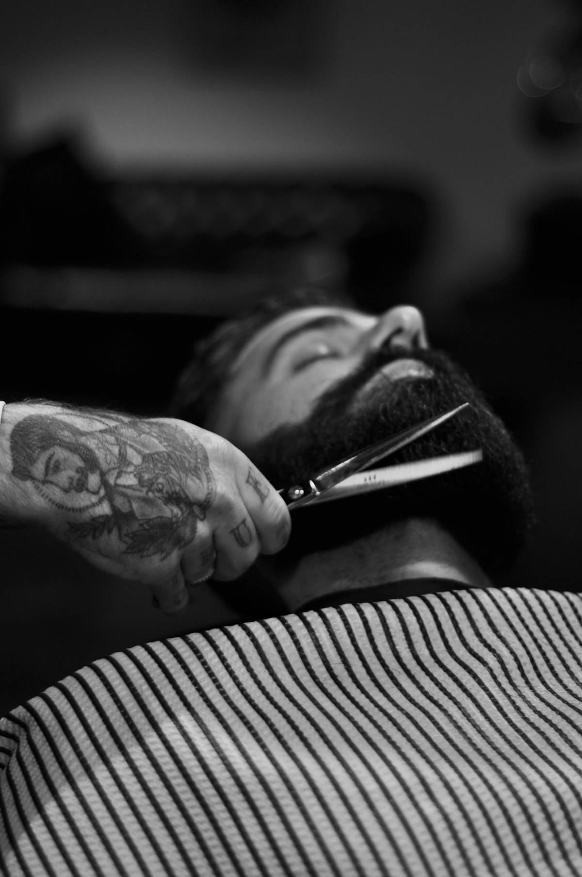 Black and white photo of a beard shave